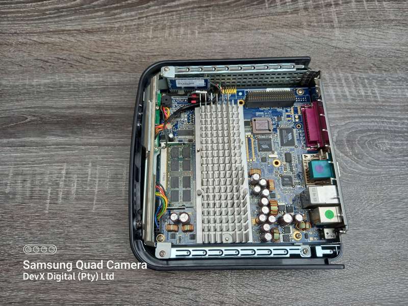 Verified Working - Wyse VX0 Mini Tower Terminal - Fits In Your Hand - 2GB Ram & Embedded Software