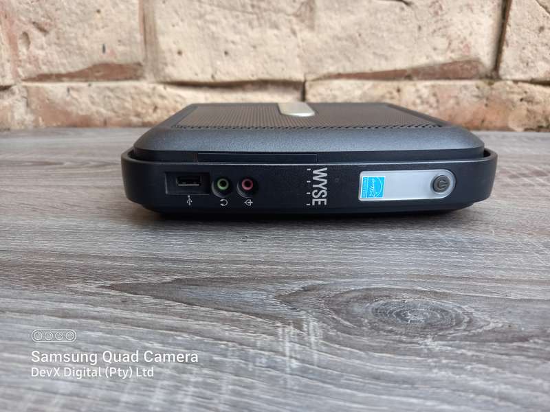 Verified Working - Wyse VX0 Mini Tower Terminal - Fits In Your Hand - 2GB Ram & Embedded Software