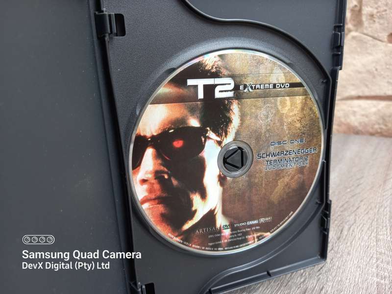 Terminator 2: Judgment Day (T2) - Extreme DVD Edition - 2 Discs Set - Perfect For Collectors Or Gift