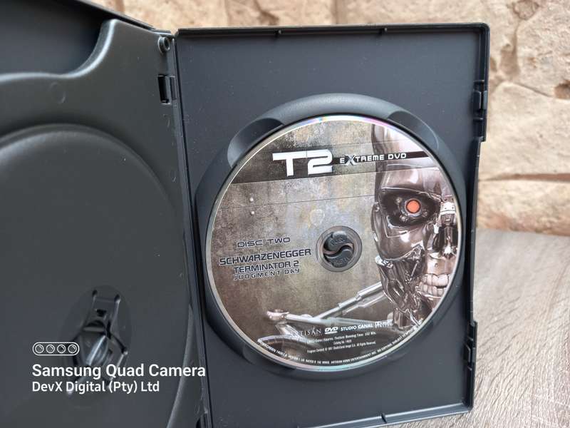 Terminator 2: Judgment Day (T2) - Extreme DVD Edition - 2 Discs Set - Perfect For Collectors Or Gift