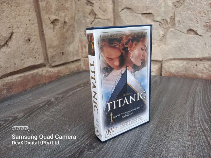 Vintage! Original Titanic VHS Cassette + Booklet - Immaculate Condition - Perfect For Collectors!