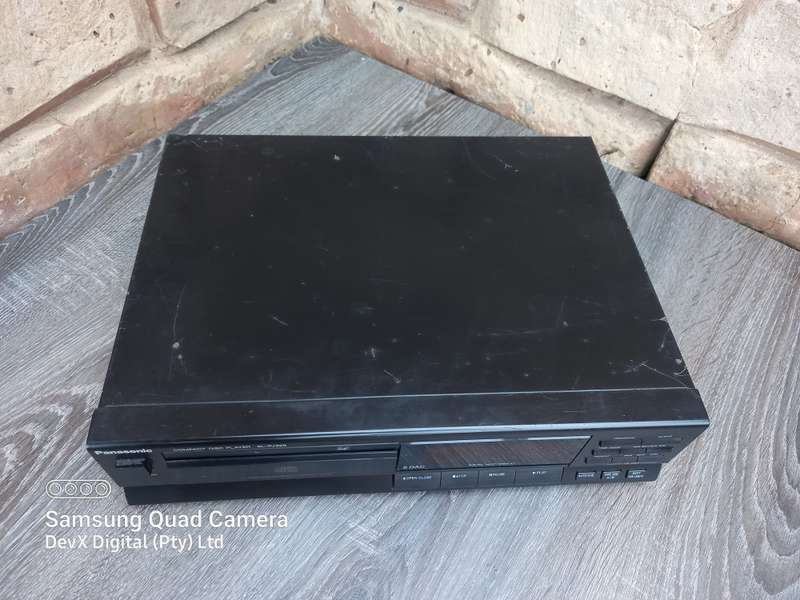 Vintage Panasonic SL-PJ325 CD Player From 1992 - Made in Japan - Perfect For Collectors - Powers On