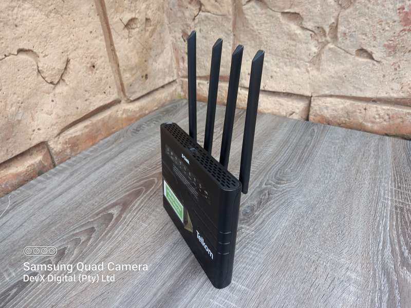 D-Link DSL-G2562DG Fibre Ready Wireless Router - Fully Tested & Reset - Easy Configuration