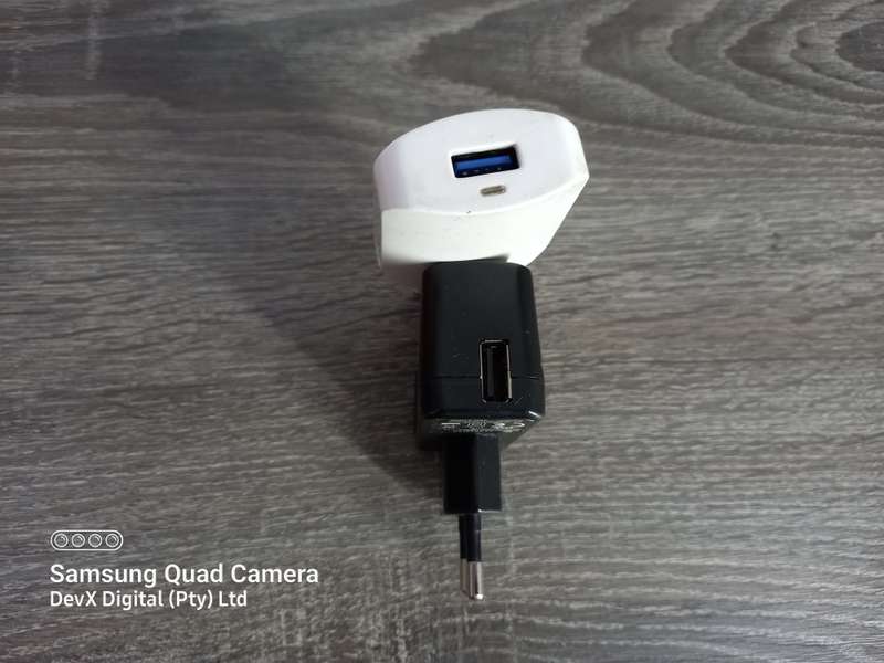 2 x USB Wall Chargers - 5V 2-Pin - Perfect For Phones & USB Devices - Verified Working Condition