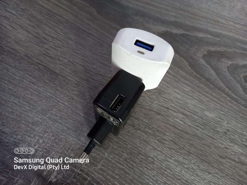 2 x USB Wall Chargers - 5V 2-Pin - Perfect For Phones & USB Devices - Verified Working Condition