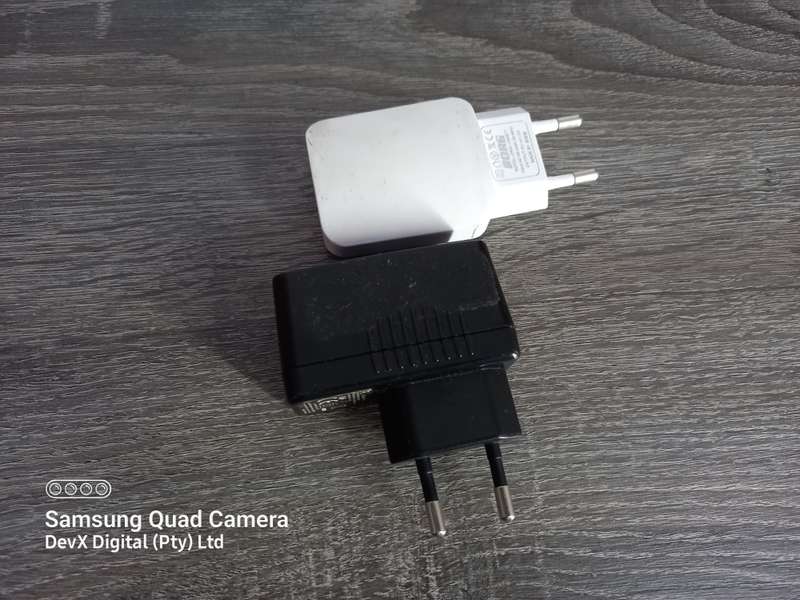 2 x USB Wall Chargers - 5V 2-Pin - Perfect For Phones & USB Devices - Verified Working Condition