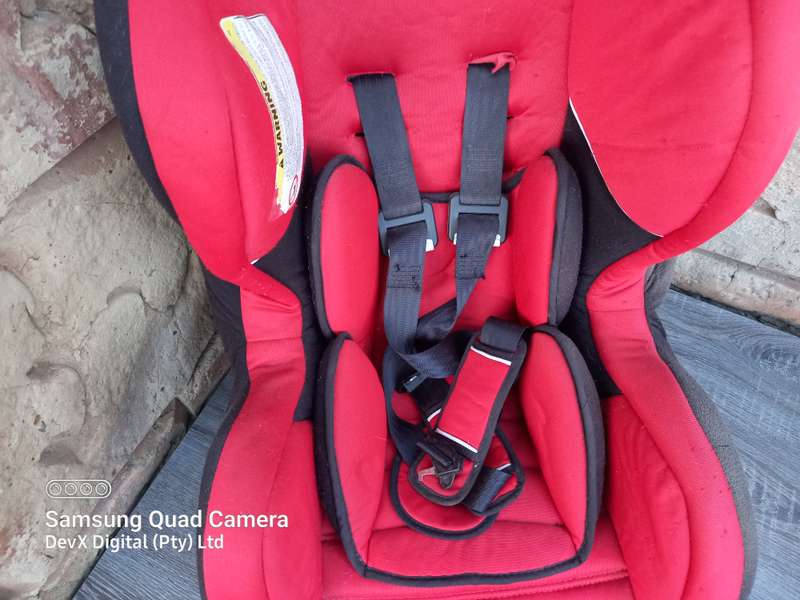 Ferrari Baby Car Seat - Safety & Comfort For Your Child + Side-impact Protection