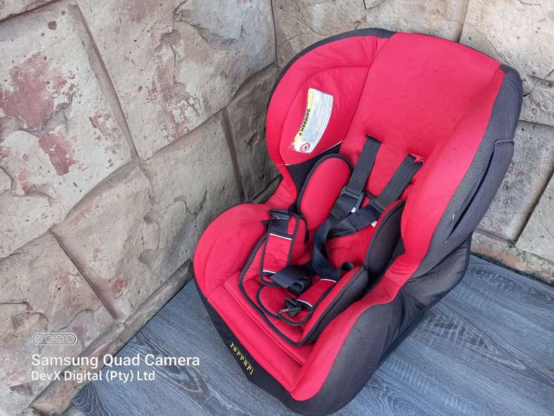 Ferrari Baby Car Seat - Safety & Comfort For Your Child + Side-impact Protection