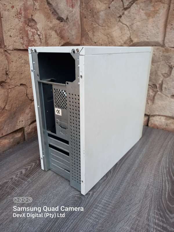 Vintage & Retro Computer Tower Case - White/Beige/Purple - Perfect For Vintage Collectors
