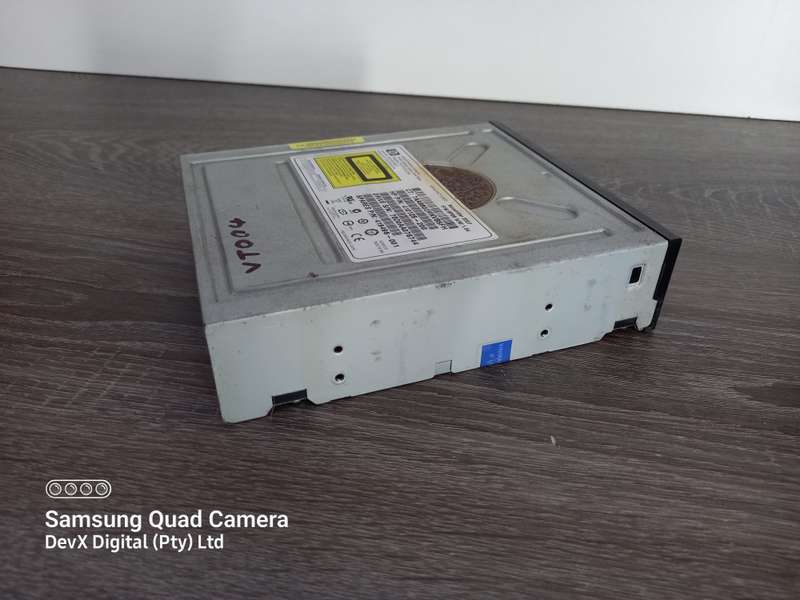 Verified Tested - HP DVD Writer - SATA Connection + FREE SATA Cable - All 6 Sides Photographed