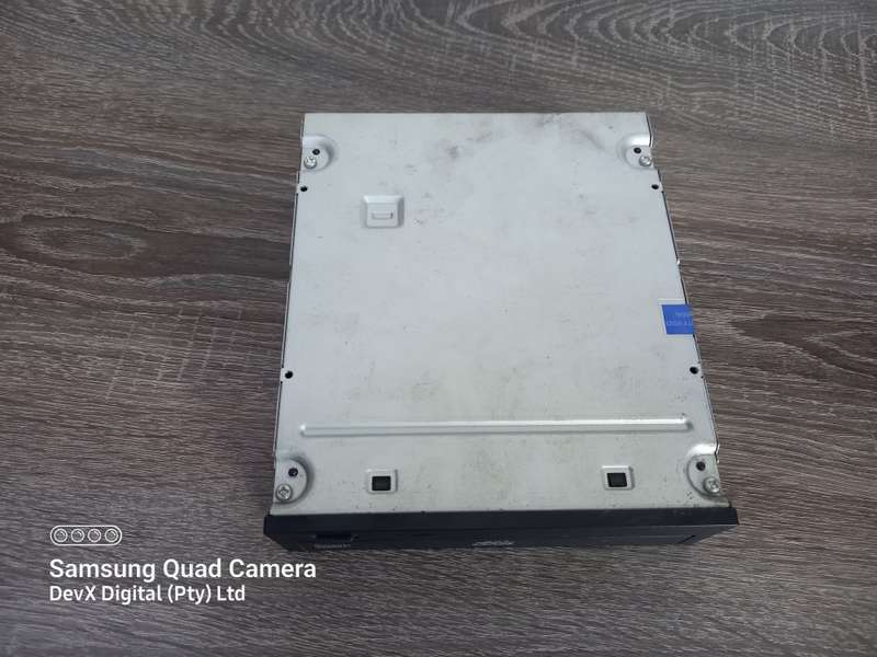 Verified Tested - HP DVD Writer - SATA Connection + FREE SATA Cable - All 6 Sides Photographed