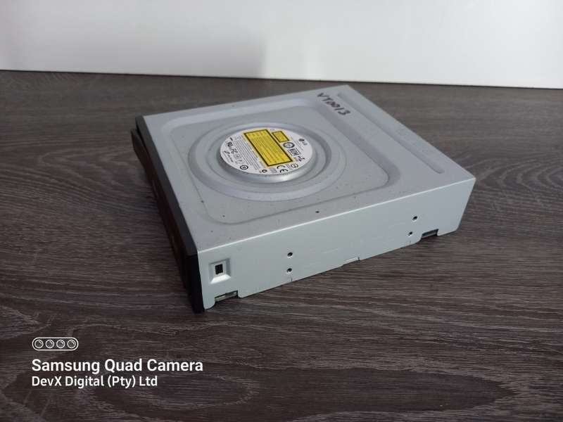 Verified Tested - LG DVD Writer - SATA Connection + FREE SATA Cable - All 6 Sides Photographed