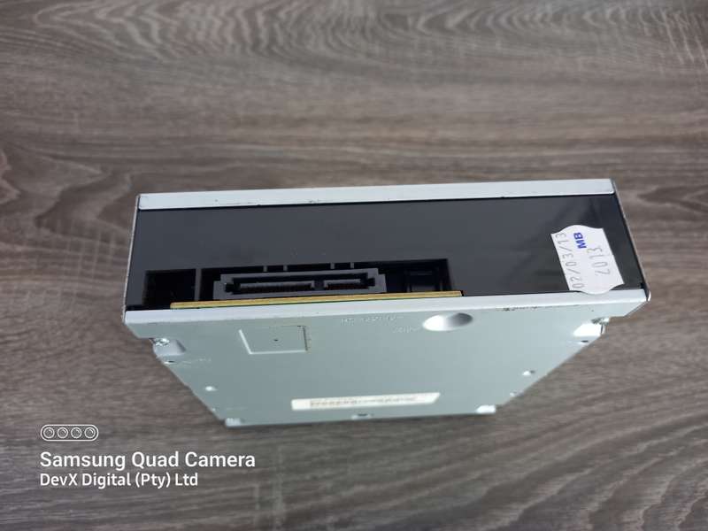 Verified Tested - LG DVD Writer - SATA Connection + FREE SATA Cable - All 6 Sides Photographed