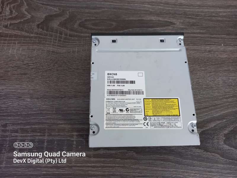 Verified Tested - Pioneer DVD Writer - SATA Connection + FREE SATA Cable - All 6 Sides Photographed