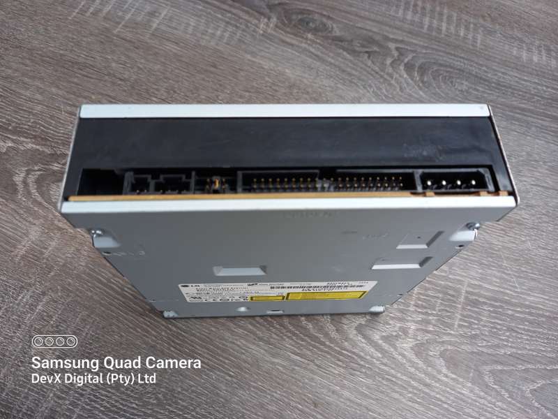 Verified Tested - LG LightScribe DVD Writer - IDE Connection + FREE IDE Cable