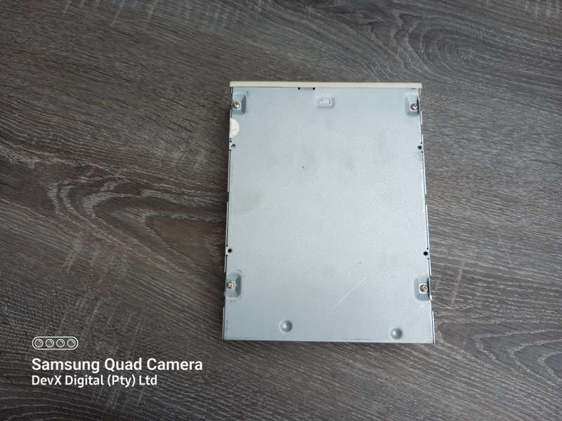 Verified Tested - Vintage SAHARA CD Writer - IDE Connection + FREE IDE Cable - White/Yellow Front