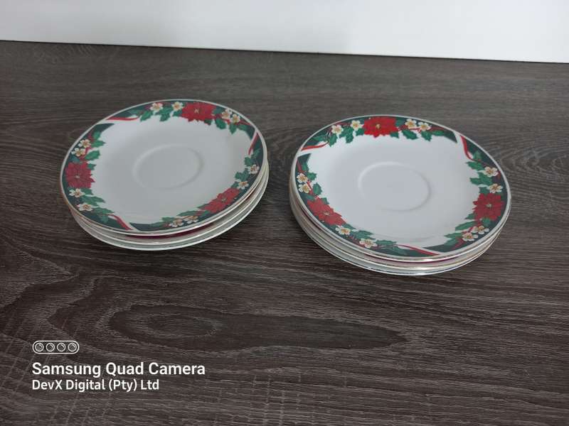 Elegant Royal China & Fine Porcelain Saucers - 3 Sets of 2 - Stunning Collector Pieces - 6-Piece Set