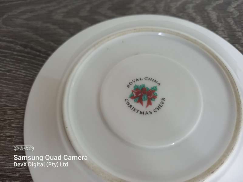 Elegant Royal China & Fine Porcelain Saucers - 3 Sets of 2 - Stunning Collector Pieces - 6-Piece Set
