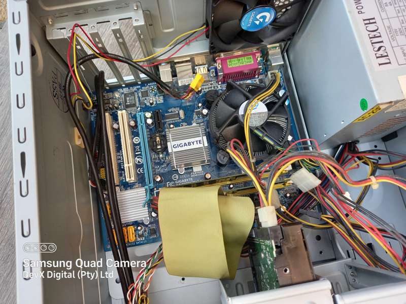 Verified Working - Gigabyte PC Build (Chassis/Motherboard) - 4GB RAM + 200GB HDD + 300W PSU