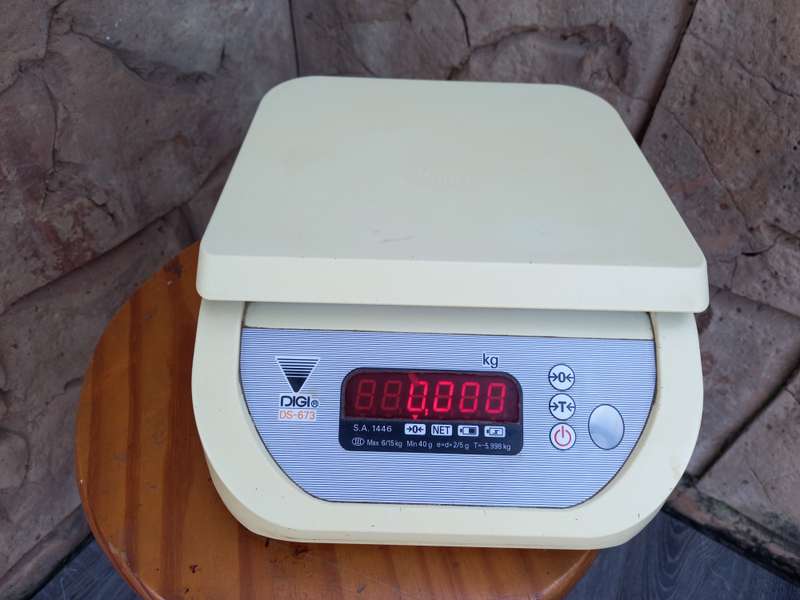 Digi DS-673 Precision Scale - 40g to 15kg - For Retail, Coins & Logistics - High Accuracy & Verified