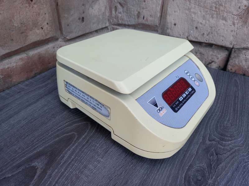 Digi DS-673 Precision Scale - 40g to 15kg - For Retail, Coins & Logistics - High Accuracy & Verified