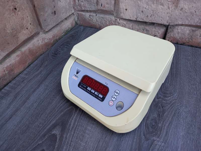 Digi DS-673 Precision Scale - 40g to 15kg - For Retail, Coins & Logistics - High Accuracy & Verified