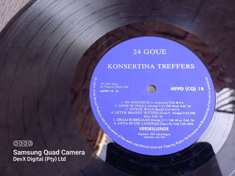 Double LP Vinyl Record Set - 24 Goue Konsertina Treffers - A Rare & Vintage Piece - For Collectors