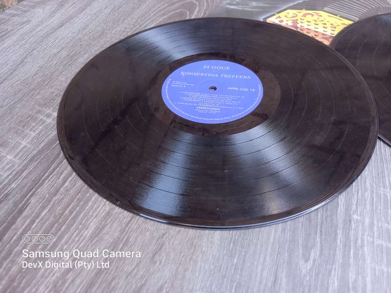 Double LP Vinyl Record Set - 24 Goue Konsertina Treffers - A Rare & Vintage Piece - For Collectors