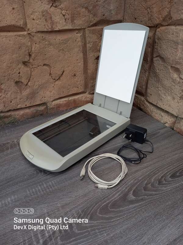HP ScanJet 2300c - Fast Document Scanning Under 1 Minute - Fully Tested - Fast, Reliable & Portable