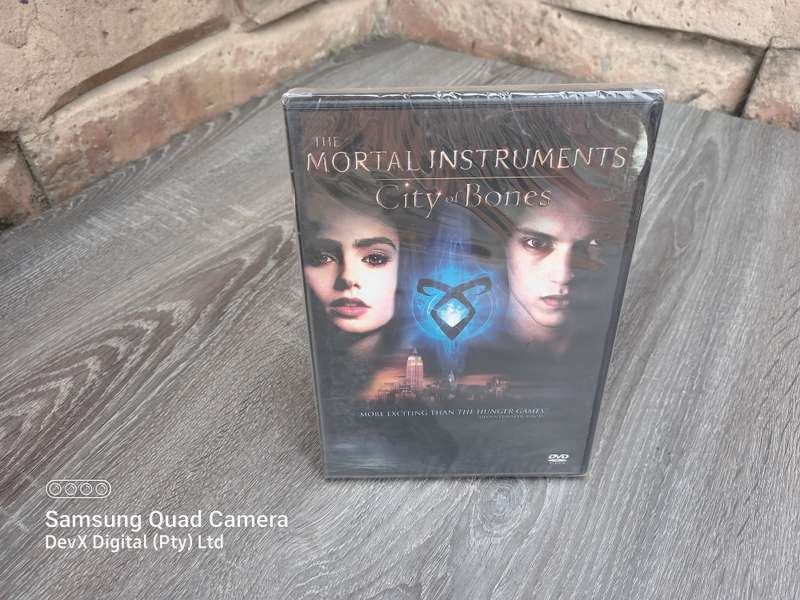 The Mortal Instruments: City of Bones DVD (Brand New Sealed) - Perfect For Family Movie Night!