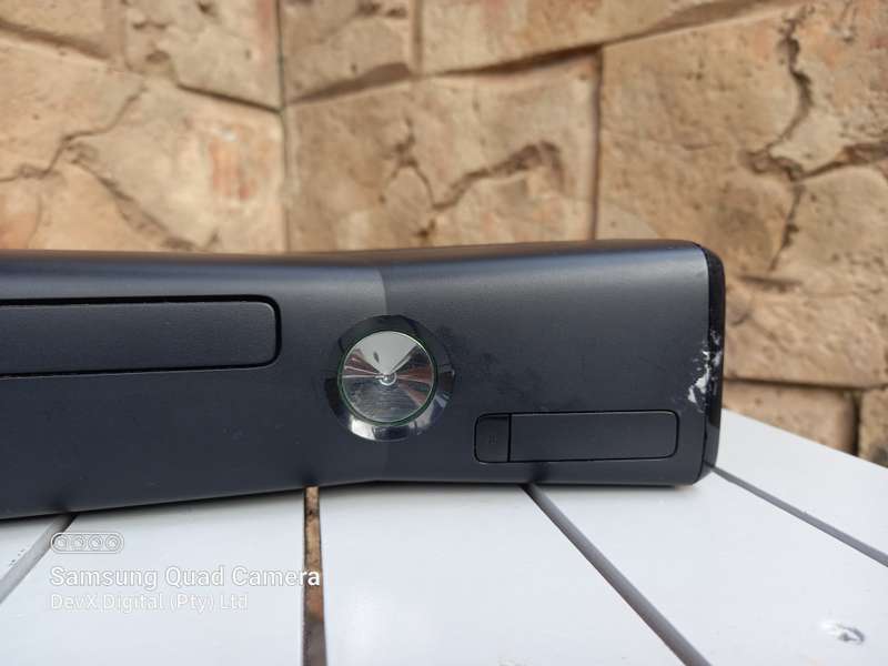 Verified Tested - Original Microsoft Xbox 360 S Console - Neat & Clean - Ports/Tray/Gaming Tested