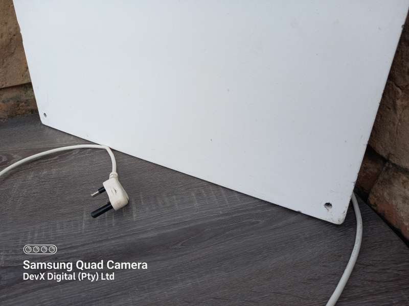 Verified Working - 400W Salton Wall Panel Heater - Wall-Mountable - Works Perfectly As Intended