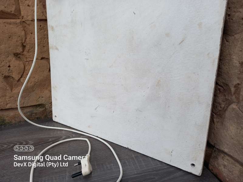 Verified Working - 400W Salton Wall Panel Heater - Wall-Mountable - Works Perfectly As Intended