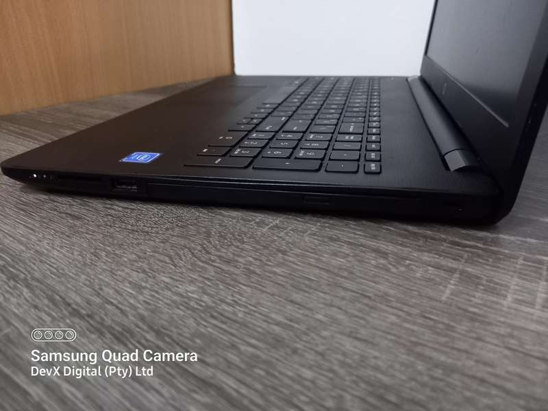 HP Laptop With Charger - 1TB HDD - 4GB RAM - Windows 10 & Software - Tested & Working