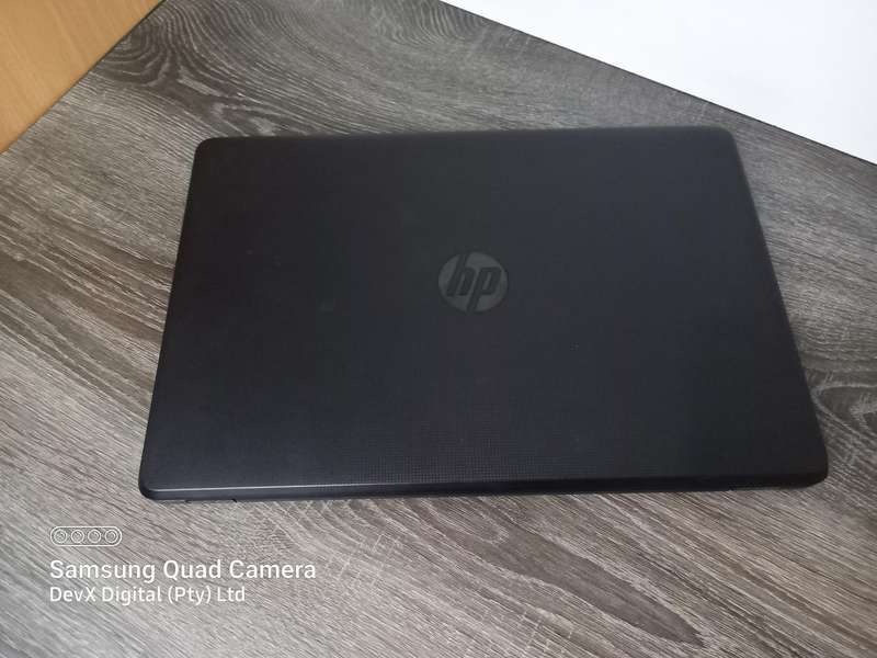 HP Laptop With Charger - 1TB HDD - 4GB RAM - Windows 10 & Software - Tested & Working