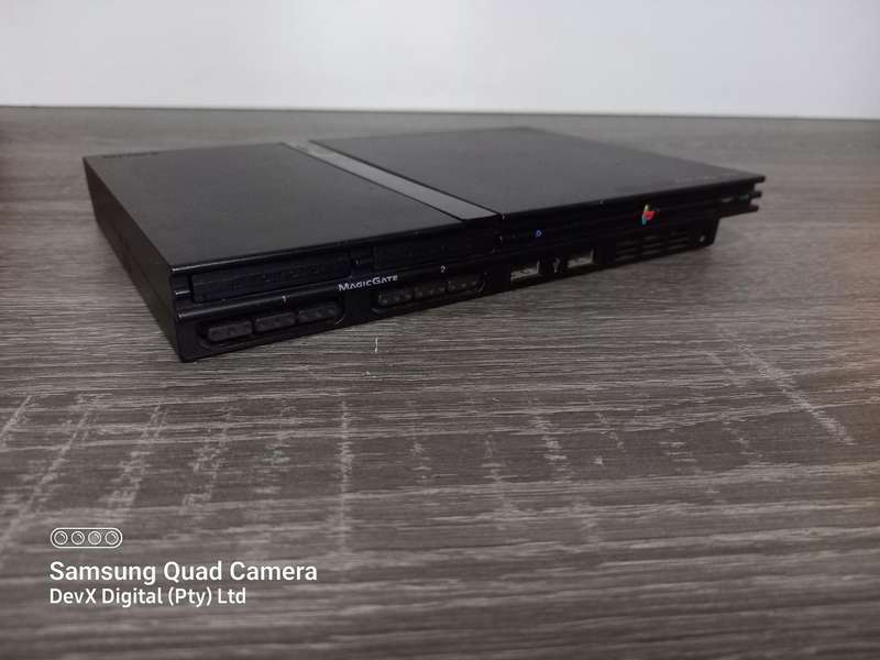 Original Sony PlayStation 2 Slim Console - Powers On - No Display Output - For Parts & Spares Only