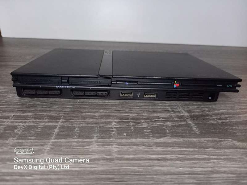 Original Sony PlayStation 2 Slim Console - Powers On - No Display Output - For Parts & Spares Only
