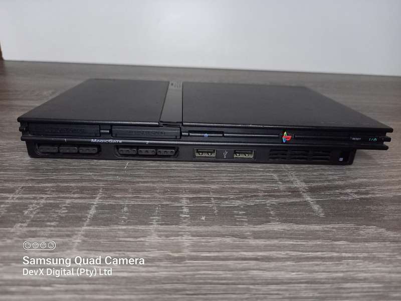 Original Sony PlayStation 2 Slim Console - Powers On - No Display Output - For Parts & Spares Only