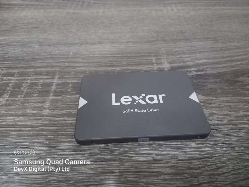 Lexar NS100 256GB 2.5" SATA III Internal SSD - Preloaded With Windows 10 - Tested & Verified