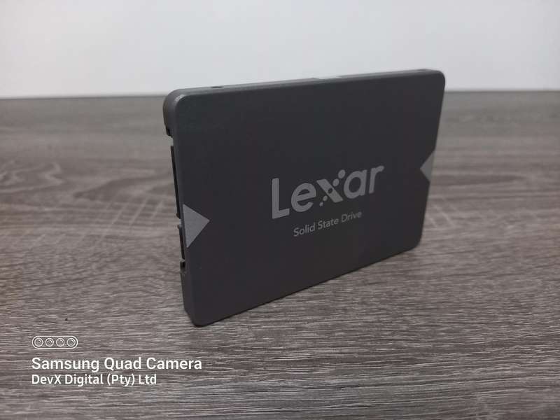 Lexar NS100 256GB 2.5" SATA III Internal SSD - Preloaded With Windows 10 - Tested & Verified