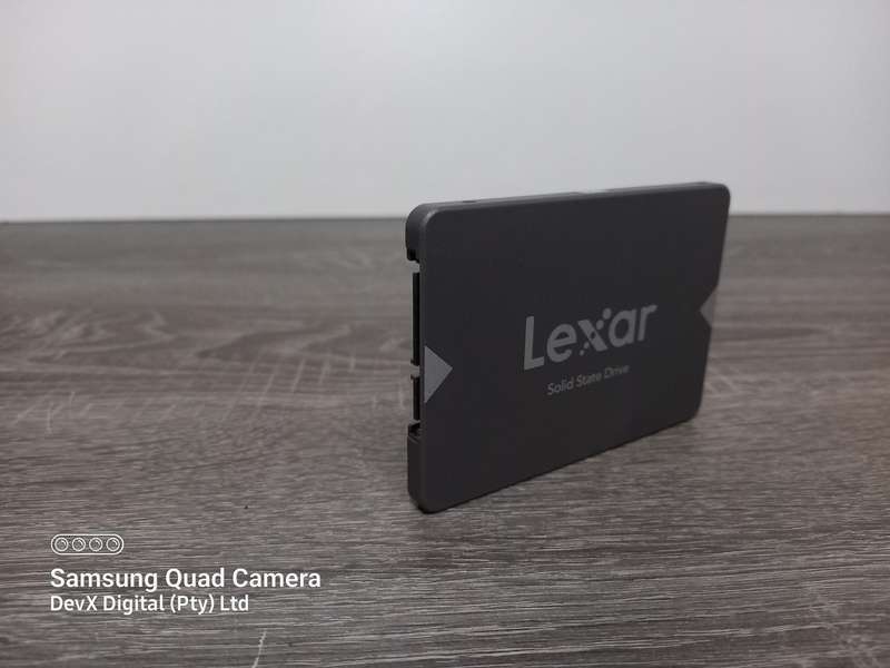 Lexar NS100 256GB 2.5" SATA III Internal SSD - Preloaded With Windows 10 - Tested & Verified