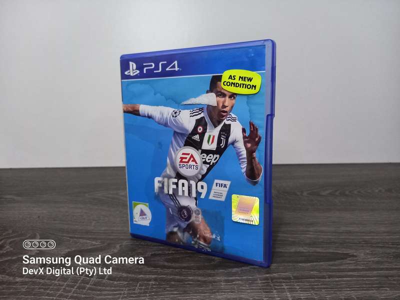FIFA 19 - PS4 Game - Verified Tested - Must-Have Fan Favorite Title