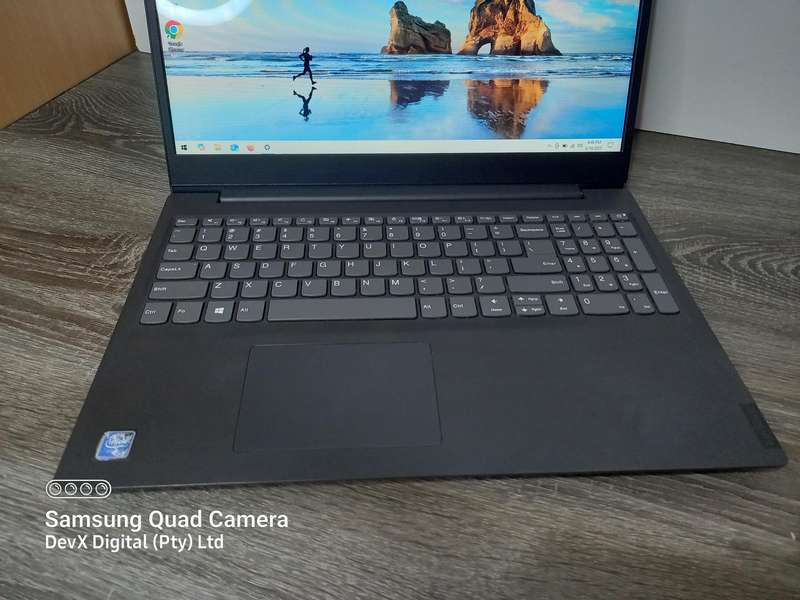 Lenovo Laptop With Charger - 500GB HDD - 4GB RAM - Windows 10 & Software - Tested & Working