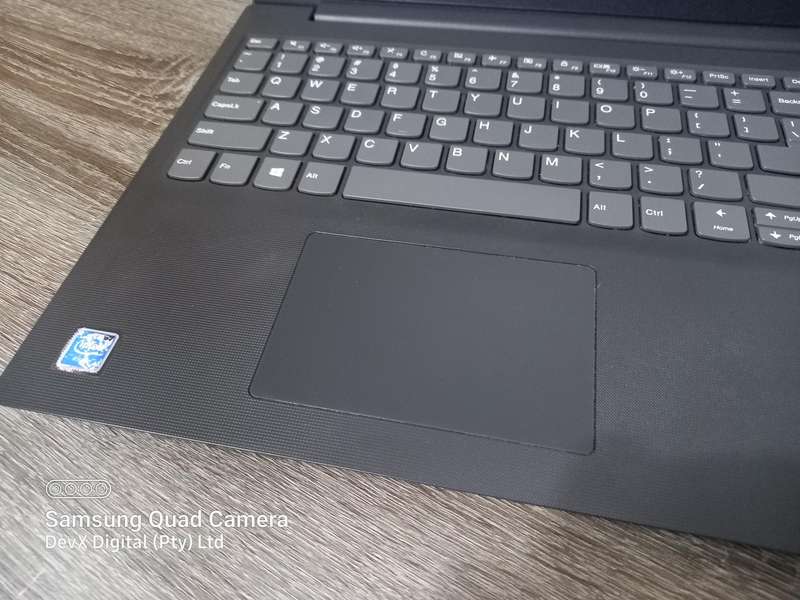Lenovo Laptop With Charger - 500GB HDD - 4GB RAM - Windows 10 & Software - Tested & Working