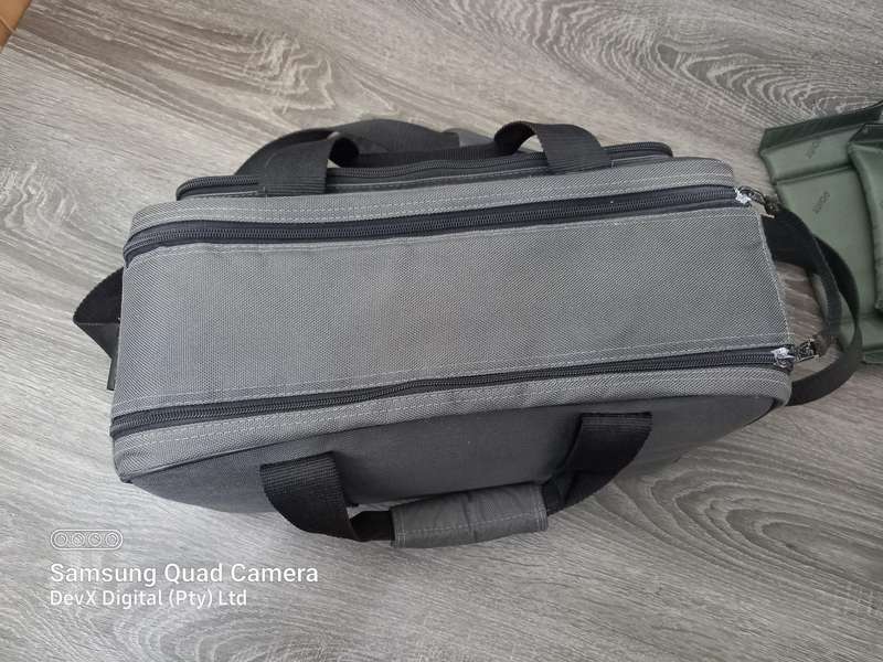 Protective Camera Bag - Thick Padded Design - Adjustable Velcro Dividers - Army Green & Grey