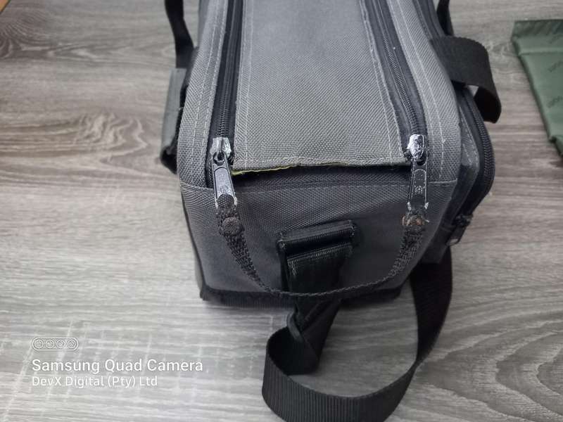 Protective Camera Bag - Thick Padded Design - Adjustable Velcro Dividers - Army Green & Grey