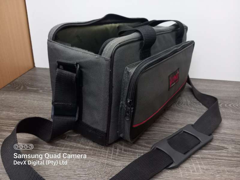 Protective Camera Bag - Thick Padded Design - Adjustable Velcro Dividers - Army Green & Grey