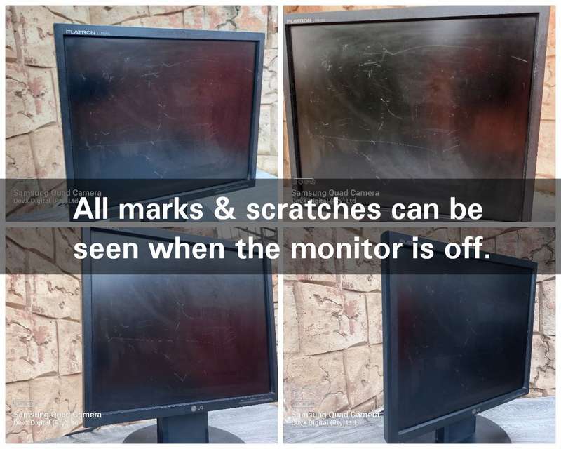 Tested & Working - 17-inch LG Flatron LCD Monitor Only (L1750SQ) - Res: 1280 x 1024 - VGA Port