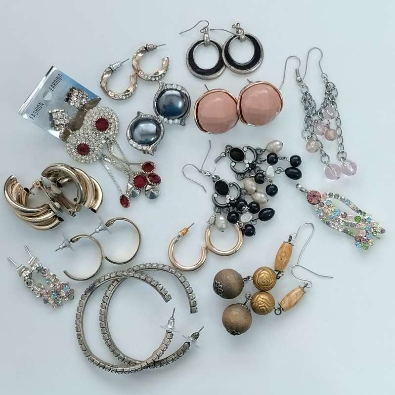 Massive Costume Earring Lot #C0071