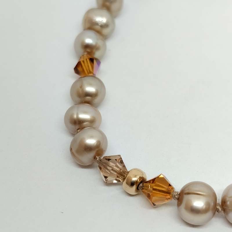 Vintage Champagne Pearl Bracelet with Pouch #S0037